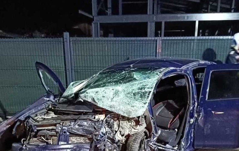 Accident cu patru victime, dintre care una în stop cardio-respirator, la Valea Călugărească