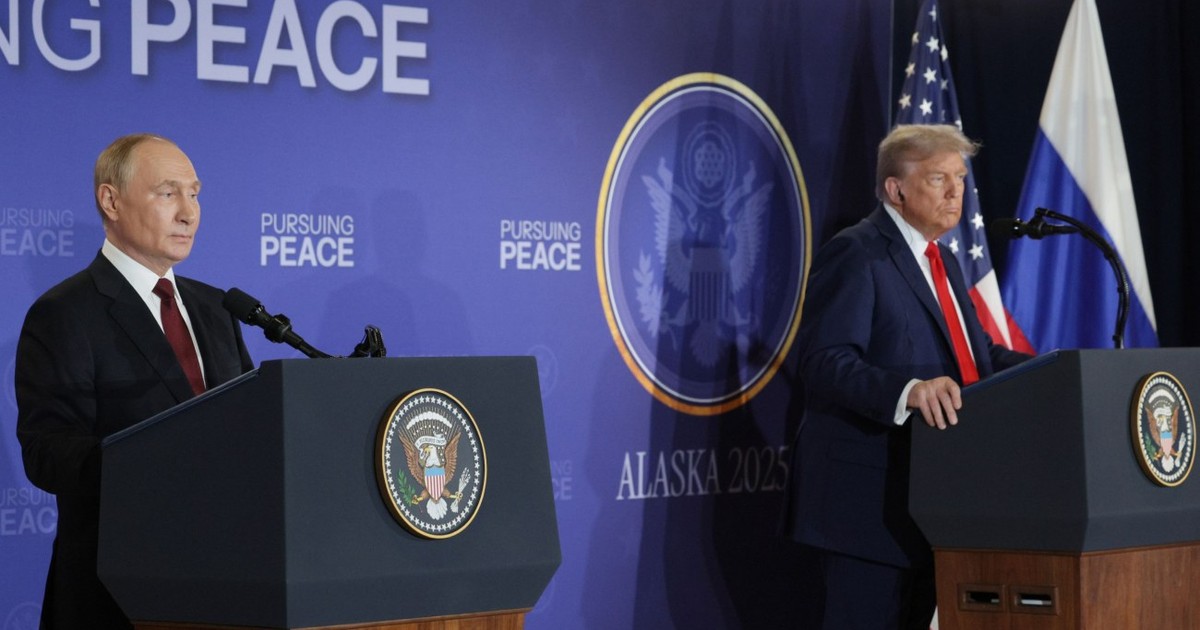 Vladimir Putin și Donald Trump în Alaska
