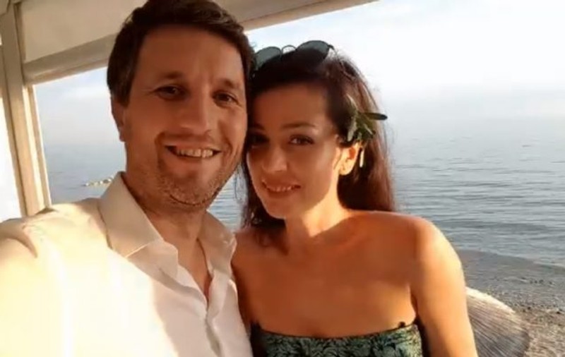 Povestea de dragoste dintre Andi Moisescu și Olivia Steer. De 16 ani sunt căsătoriți: „M-a citit că sunt omul proiectelor pe termen lung”