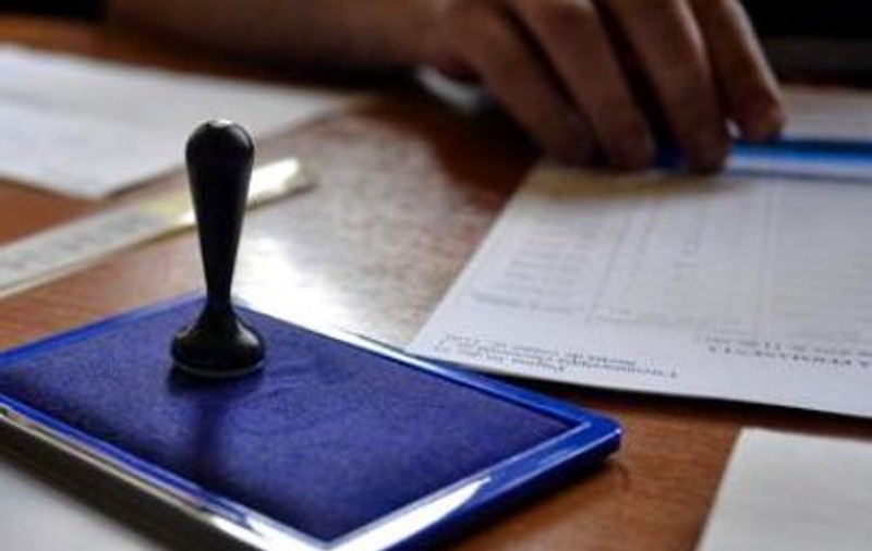 Incident în Dolj: președintele unei secții de votare a plecat cu ștampila acasă