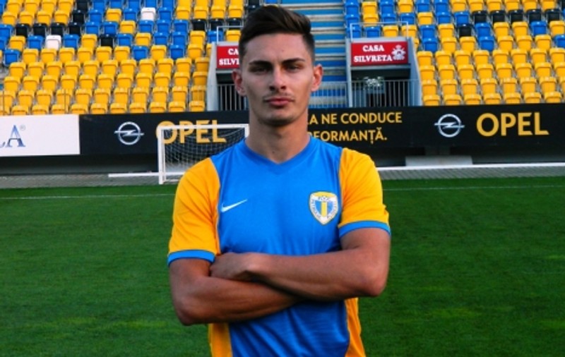 Andrei Peteleu, de la Petrolul Ploieşti, dă probe la un club mare