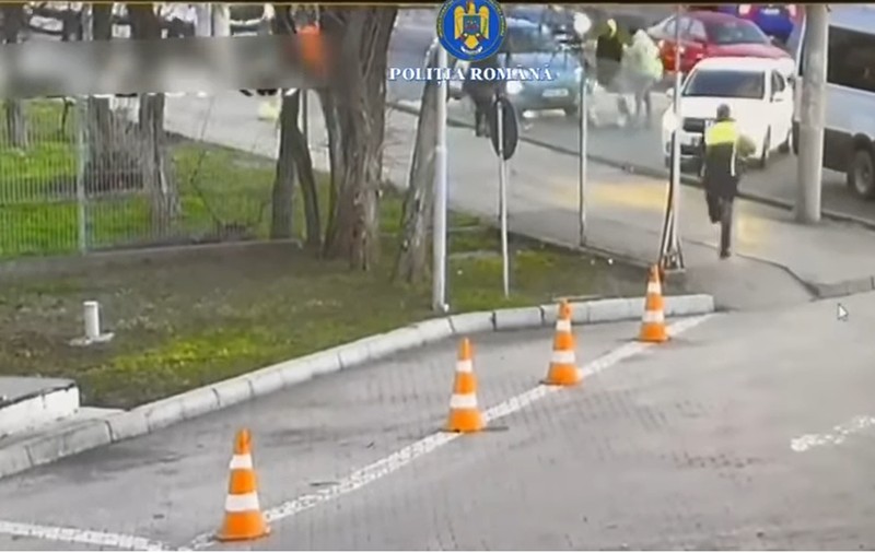 Șofer de Bolt, bătut de doi tineri cu pumnii și picioarele, la Ploiești