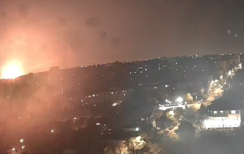 Explozia de la Crevedia, vizibilă inclusiv din București. Imagini surprinse de la 22 de kilometri distanță