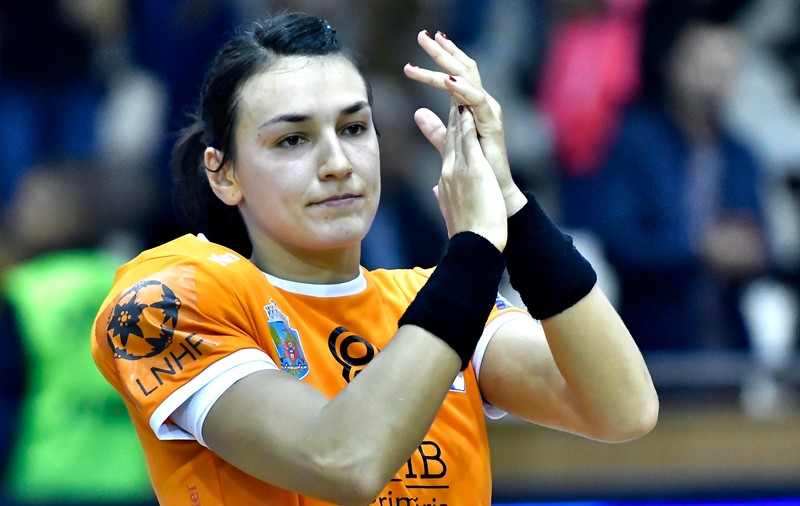 Cât câștigă Cristina Neagu. Handbalista are un salariu lunar de 22.000 de euro net la CSM București. Tatăl sportivei este taximetrist