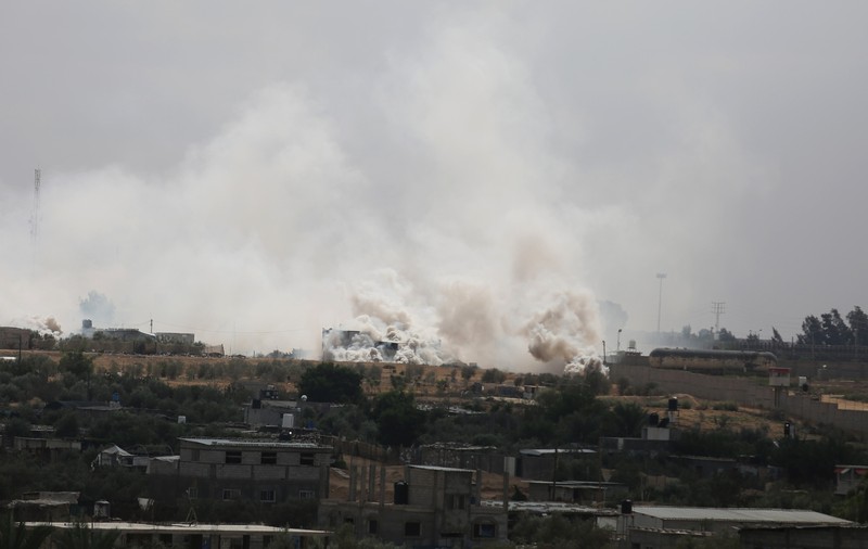 Israelul „bombardează” punctul de trecere a frontierei de la Rafah, acuză Hamas