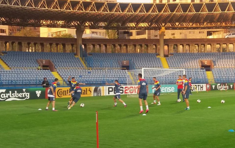 Armenia - România (sâmbătă, ora 19:00, TVR 1). Tricolorii au făcut antrenamentul oficial la Erevan. Jucătorii vor câte o mașină primă de calificare / GALERIE FOTO&VIDEO