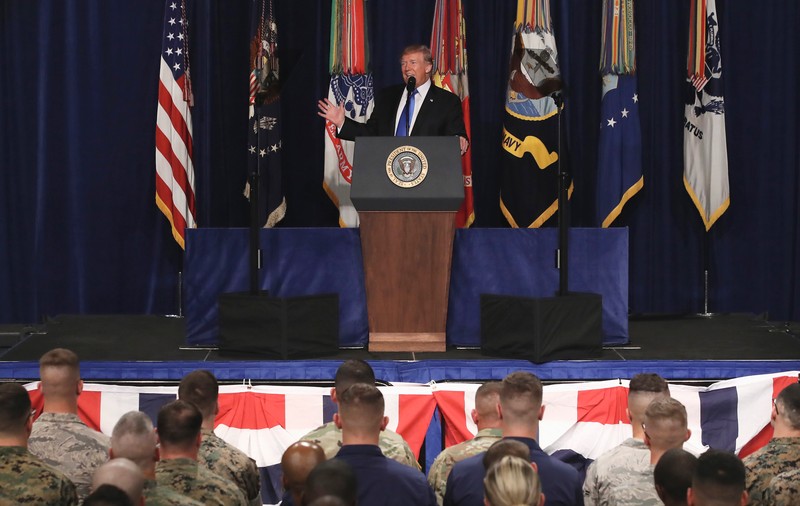 Donald Trump exclude orice retragere americană din Afganistan. Talibanii avertizează că "vor continua jihadul"