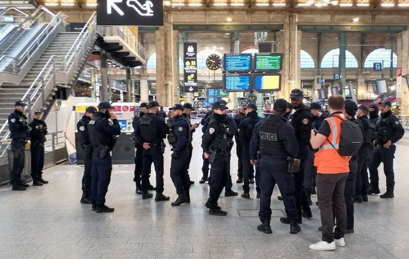 Atac cu cuțitul în Gara de Nord din Paris. Mai multe persoane au fost rănite, agresorul „a fost neutralizat”