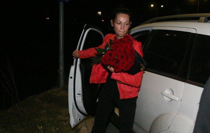Zsolt, dacă nu ai ÎNȘELAT-O pe Nicoleta, de ce i-ai adus flori? | FOTO