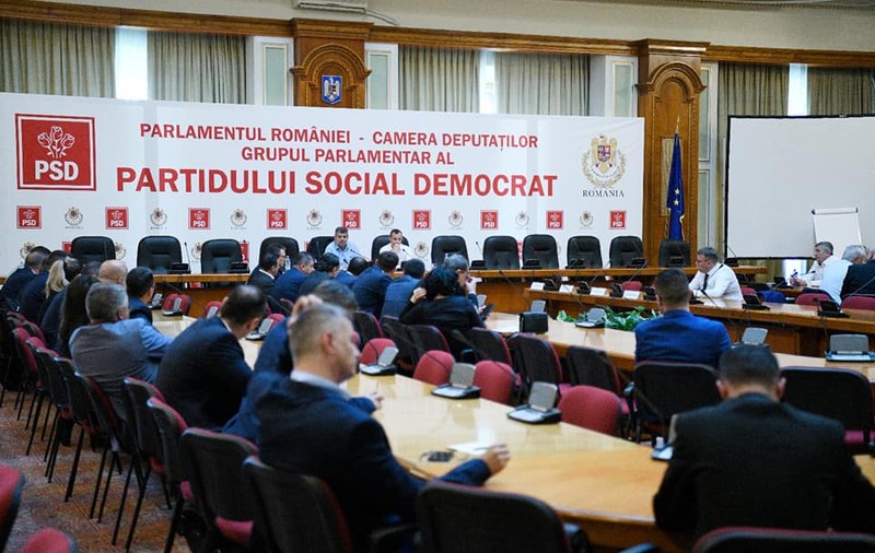 Strategia PSD pentru moțiunea de cenzură: Parlamentarii vor fi prezenți în sală, dar nu vor vota. Dăncilă: "Eu nu pot decât să fiu de acord cu această poziție"
