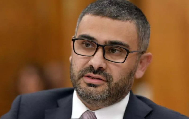 Ministrul Muncii și-a luat o pâine cu cartofi dintr-o brutărie din Brașov. Ce i-au spus angajații