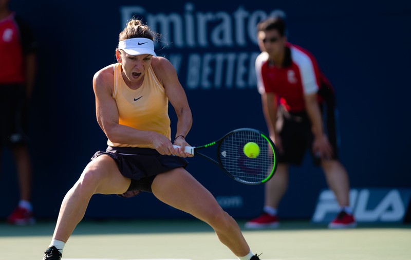 Simona Halep s-a calificat în turul III la Cincinnati după un meci greu cu Ekaterina Alexandrova