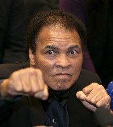 epa03064515 (FILE) Boxing legend Muhammad Ali before the start of the World Championship super-middleweight fight between his daughter, womens boxing World Champion, Laila Ali from US and Asa Sandell from Sweden at the Max Schmeling Hall in Berlin, Germany, 17 December 2005. Muhhamad Ali, one of the most famous athletes of all time, celebrates his birthday on 17 January 2012. EPA/PEER GRIMM