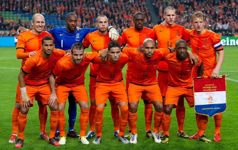 Scandal la penalty-uri! Olandezii spun că lovitura lui Vlaar ar fi trebuit validată!