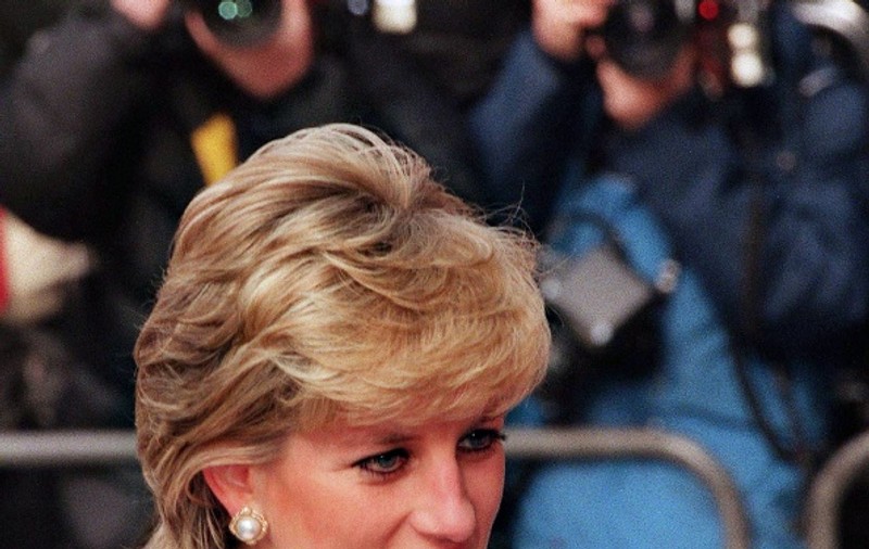 Noi dezvăluiri şocante despre Prinţesa Diana!