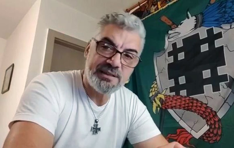 Extremistul Marian Motocu, bun de judecat pentru incitare la ură și discriminare. El dă vina pe Mihai Eminescu pentru felul în care i-a numit pe evrei