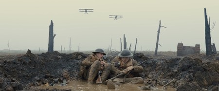 Tresărim la orice zgomot, la fel ca soldații / Foto: Universal Pictures