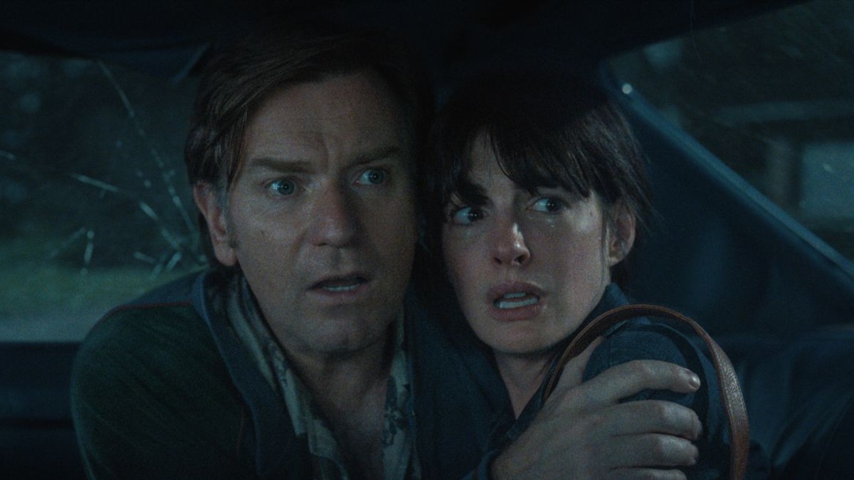 Anne Hathaway în filmul „Capătul Străzii Stejar”
