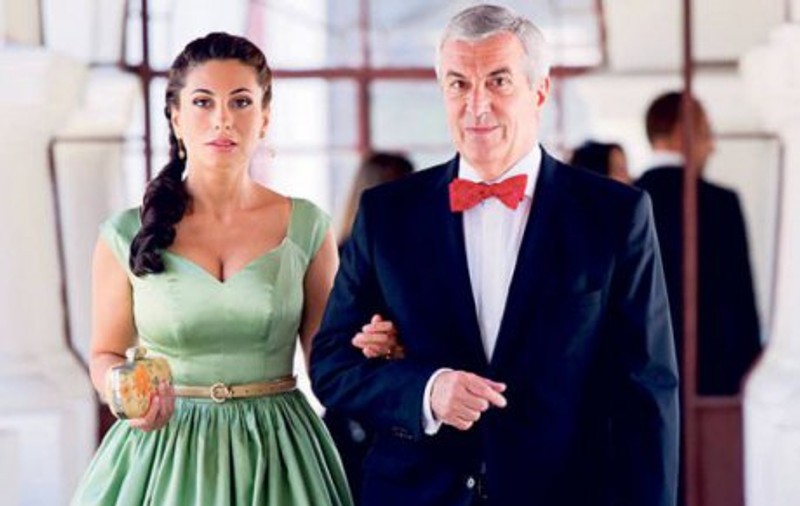 Tăriceanu i-a donat soţiei sale două apartamente şi i-a dat cu împrumut fostului şef AEP, Daniel Barbu, 100.000 de lei. Şeful ALDE nu mai plăteşte pensie alimentară