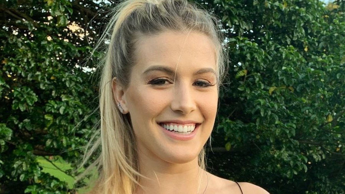 Imaginea sexy postată de Eugenie Bouchard pe Instagram de Ziua Îndrăgostiților