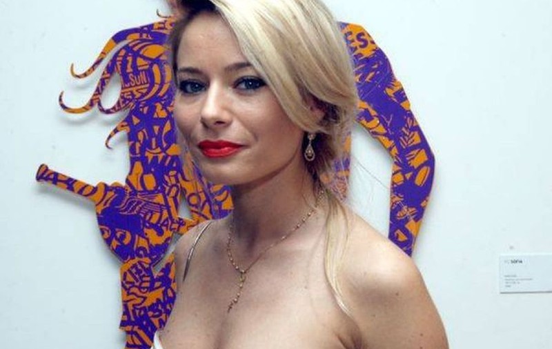 ADEVĂRATA FAŢĂ a LAUREI COSOI! Vezi cum arată BLONDA FĂRĂ FARD!