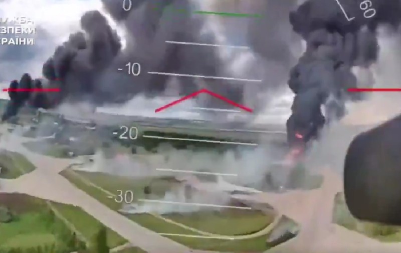 Operațiunea „Pânză de păianjen”: ucrainenii arată traseul dronelor, de la decolare până la țintirea bombardierelor rusești
