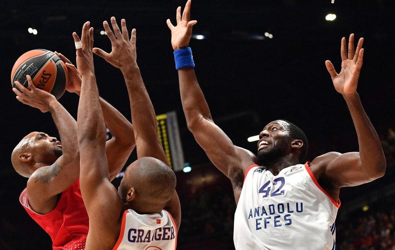 Cota zilei și avancronică pentru Besiktas vs Efes