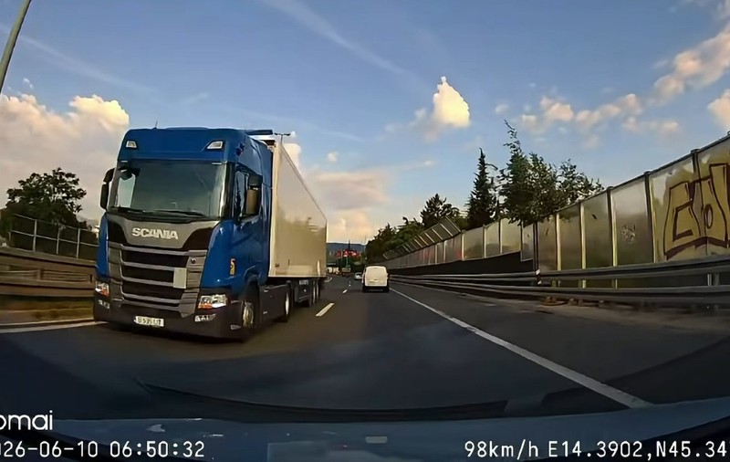 Un șofer român de TIR a condus 5 kilometri pe contrasens și a ajuns direct la Psihiatrie. Cursa camionagiului a fost filmată