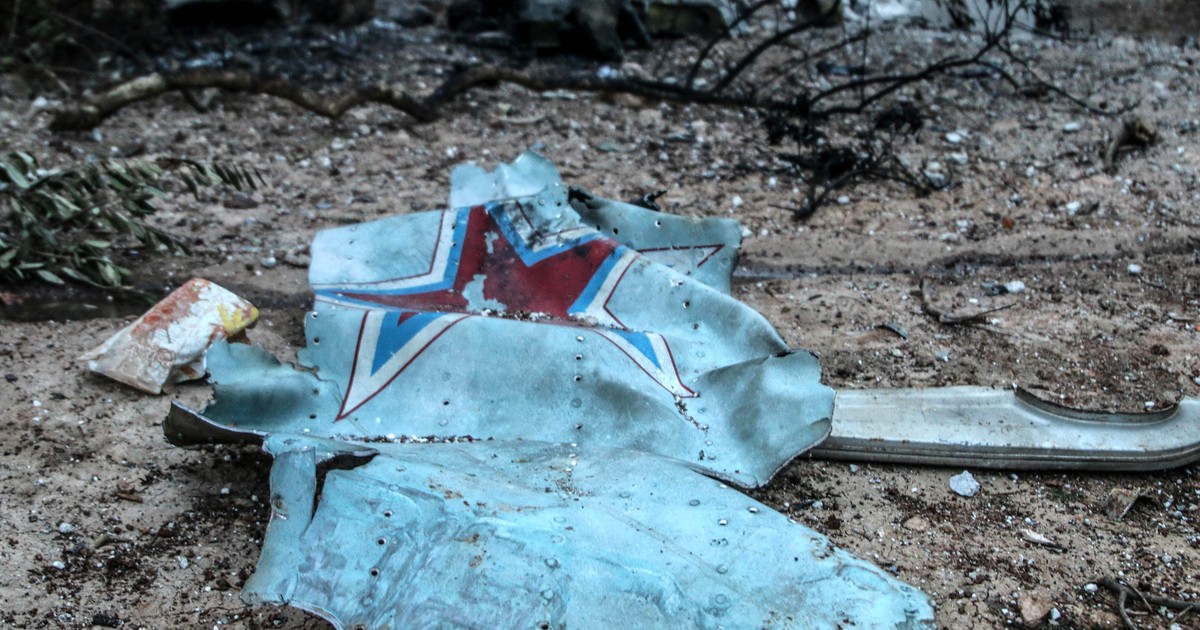Măsurile luate de Moscova, după avionul militar rusesc doborât în Siria. Foto de arhivă cu un avionr militar rusesc doborât