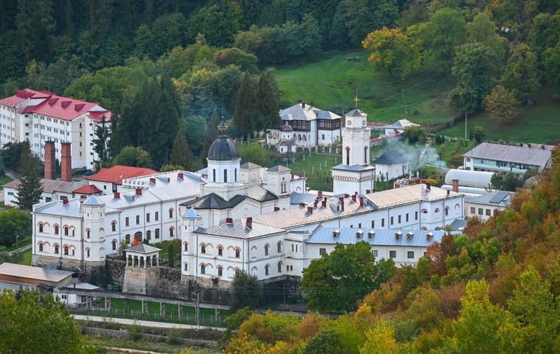 Mănăstirea Bistrița din Vâlcea – curiozități. Unde se află și ce poți vizita