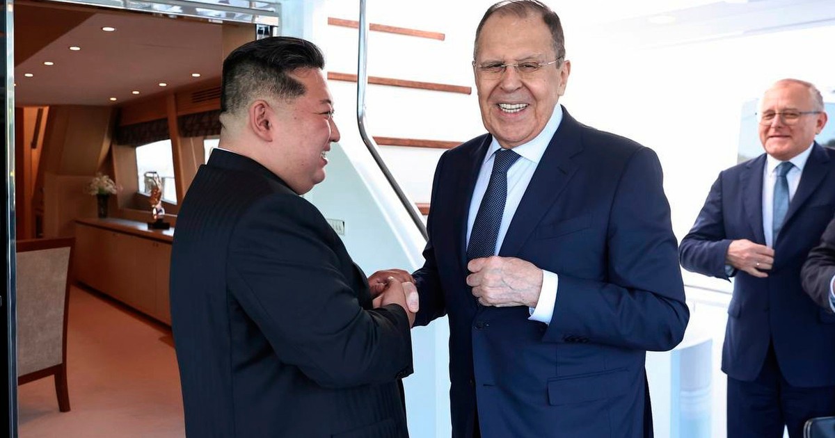 Serghei Lavrov, primit de Kim Jong Un. Foto Profimedia