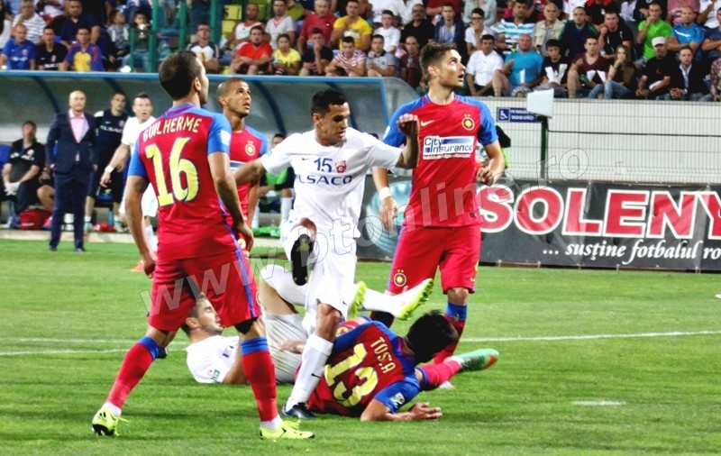 Încă un jucător de pe lista Stelei a fugit cât a văzut cu ochii. Unde a ajuns fotbalistul care a impresionat în Liga 1