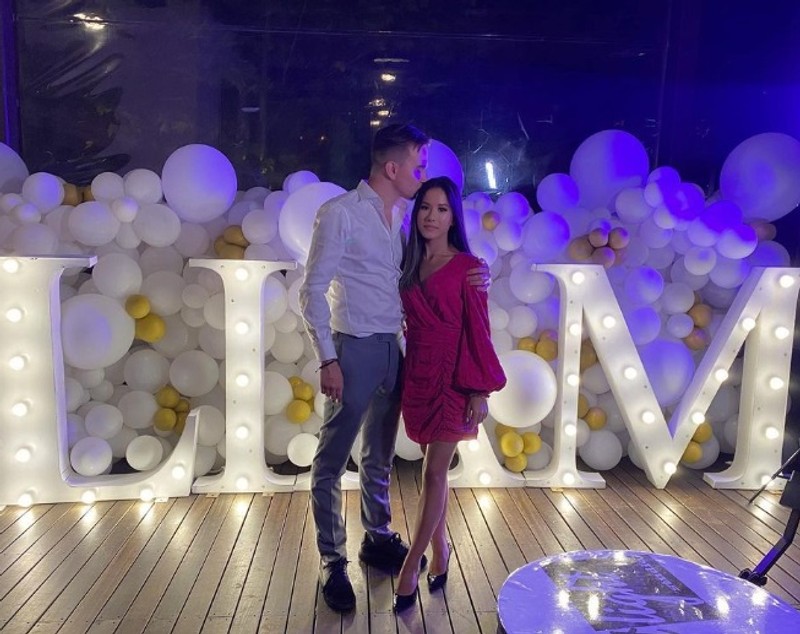 Cum a apărut Luca Reghecampf cu iubita Asiana Peng la botezul lui Liam. A avut un mesaj pentru Bebeto, fratele lui care nu a participat la eveniment
