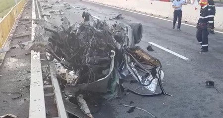 Imagine de la locul accidentului pe care l-ar fi provocat tânărul