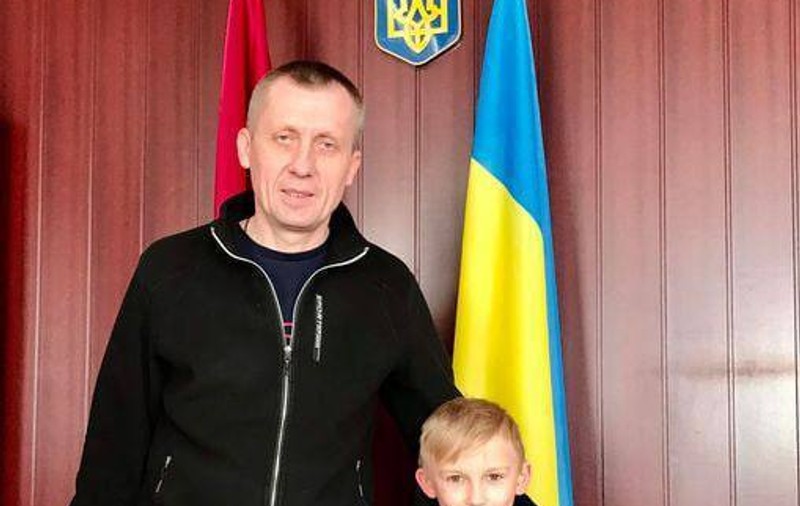 Un băiețel de 6 ani a predat armatei drona pe care o primise de ziua lui: „Are nevoie de ea mai mult decât mine, ca să ne apere”