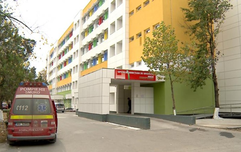 Managerul Spitalului Judeţean Vaslui a acuzat simptome de coronavirus: "Va fi transportat la Matei Balș"