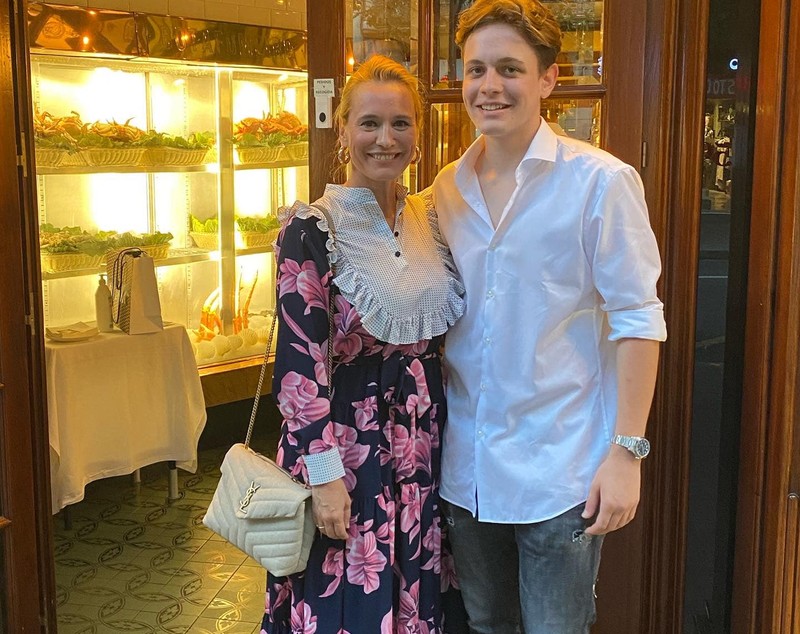 Băiatul Andreei Esca a împlinit 19 ani. Cum l-a descris vedeta pe Aris: „E bun la vorbe, chibzuit la fapte, dezordonat, aiurit”