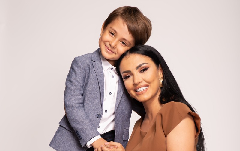 Andreea Mantea, declarații emoționante despre mama ei. „A fost dificil pentru ea, la început, în față camerelor de luat vederi”