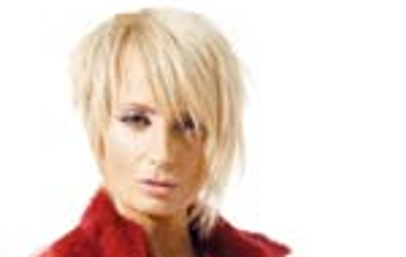 Daniela Gy?rfi a adoptat o pisica