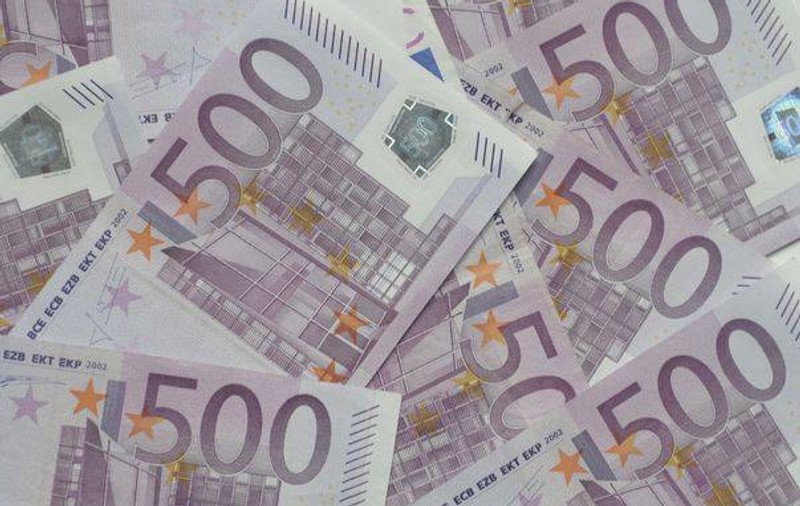 Şefii de la Îmbunătăţiri Funciare” şi-au ”tras”, ilegal, prime de 1,7 milioane de lei  