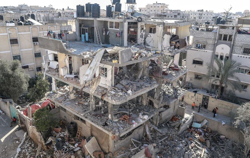 Luptele continuă în Fâșia Gaza, în ciuda votului prin care Consiliul de Securitate al ONU a cerut încetarea focului