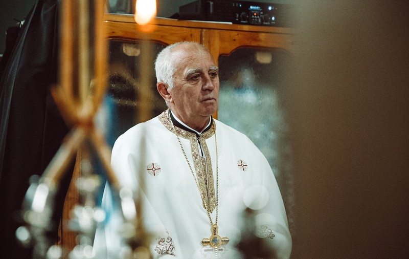 Mărturia preotului cu 21 de înmormântări și 3 botezuri în 2021. El crede că România e mai puternică decât falsa divizare credință-știință