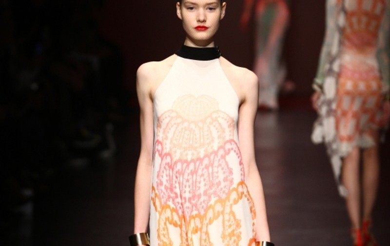 Foto | Ingrid Vlasov prezintă la Paris Fashion Week a patra oară consecutiv
