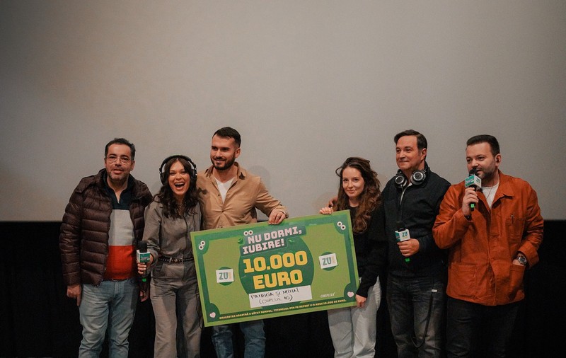 Radio ZU a oferit 10.000 de euro unui cuplu, care s-a uitat 24 de ore la „Titanic”. Cine sunt câștigătorii