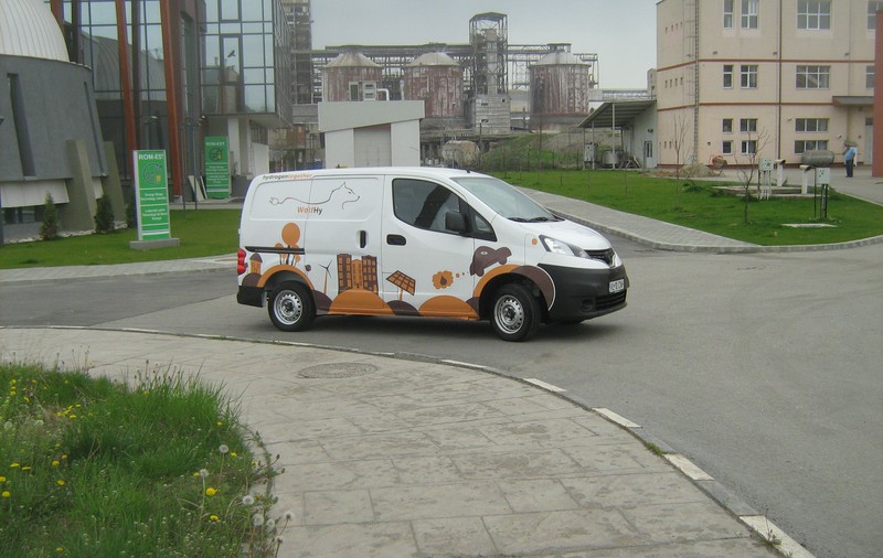 ”Lupul electric” din Râmnicu Vâlcea, prima mașină care merge cu ”pile”