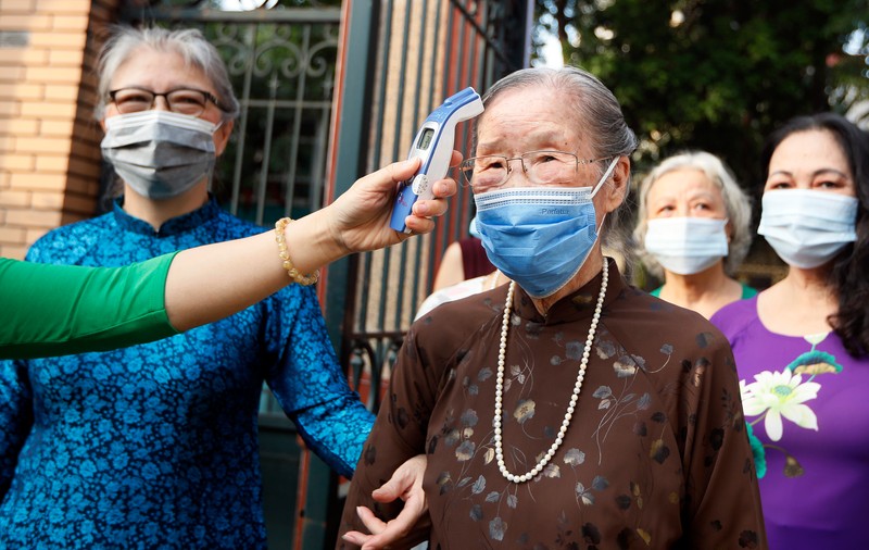 Vietnam anunță o nouă tulpină de COVID, mult mai infecțioasă, un hibrid al variantelor britanică și indiană