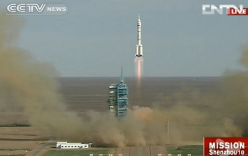 China a lansat cu succes un vehicul spaţial