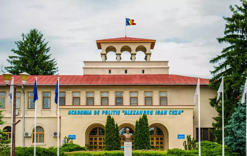 Academia de Poliție a fost închisă din cauza condițiilor insalubre și după valul de toxiinfecții alimentare. Studenții, trimiși acasă până după vacanța de Crăciun, anunță sindicatul Europol