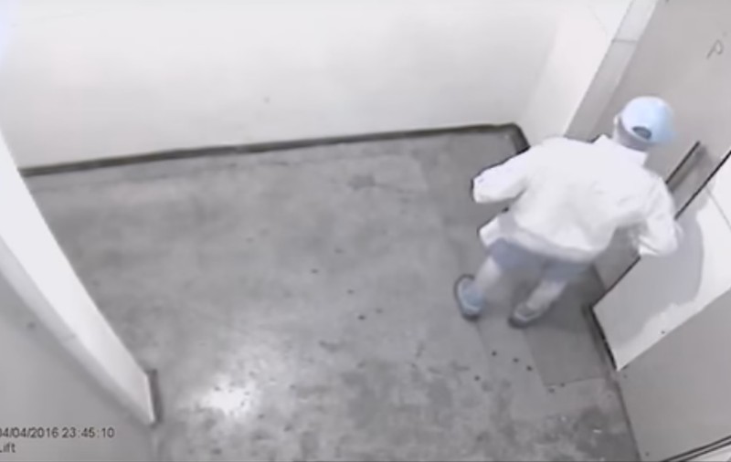 Și-a lăsat vecinii pietoni! Un brașovean a tăiat cauciucurile de la mai multe mașini IMAGINI INCREDIBILE
