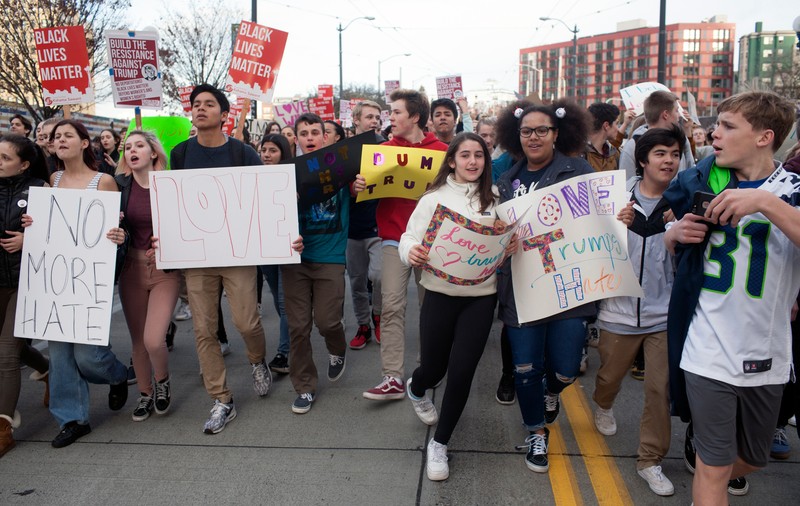 Administrația de la Casa Albă vrea să obțină accesul la conturile de Facebook ale activiștilor anti-Trump